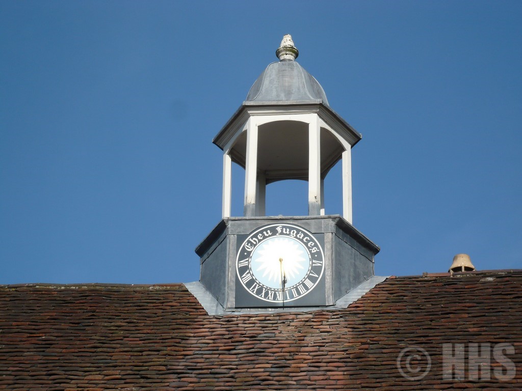 Hartlebury Castle – rooftop Sundial with inscription ‘Eheu Fugaces’ (Horace) 